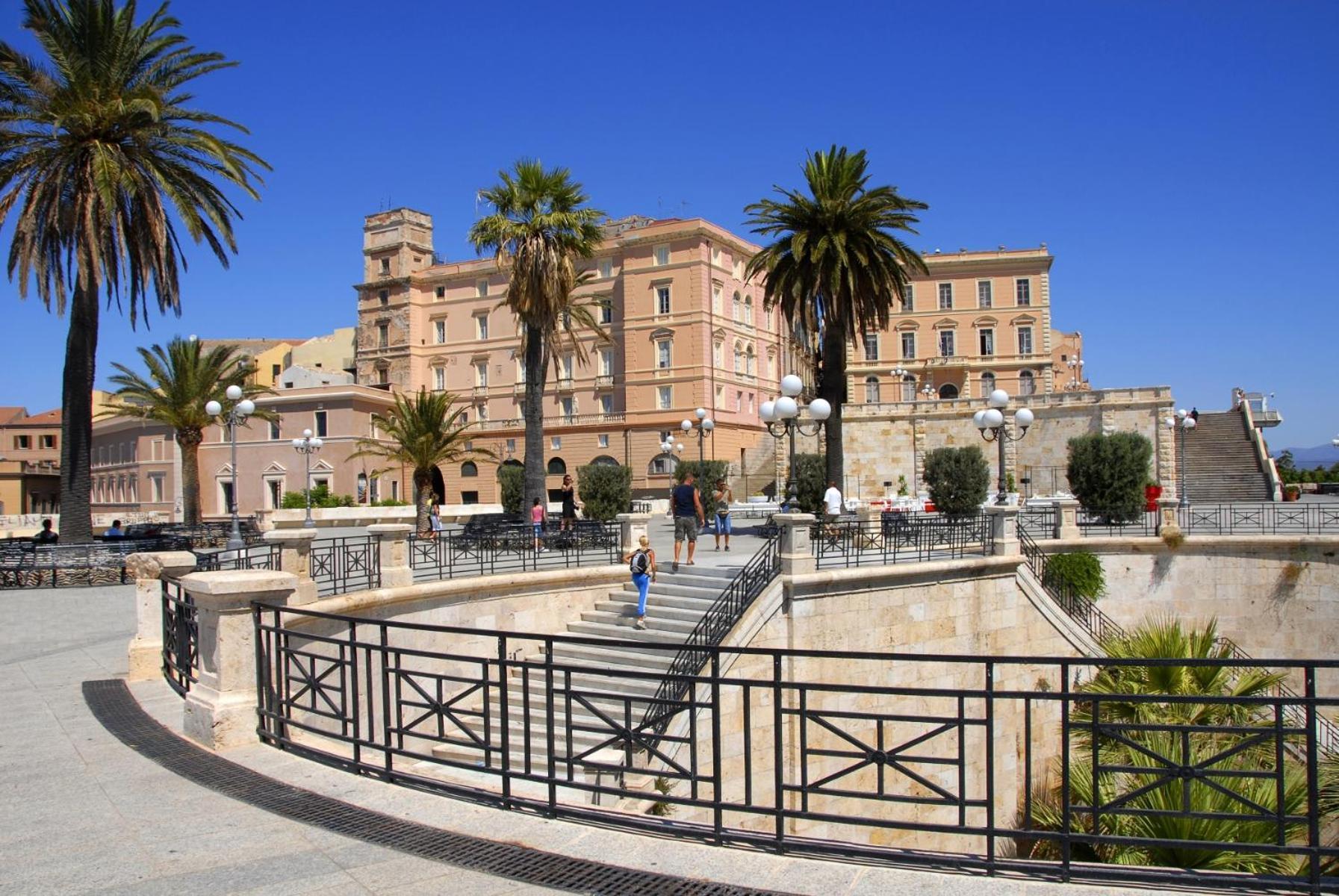Апартаменты Sardegna Relax Куарту-Сант'Элена Экстерьер фото