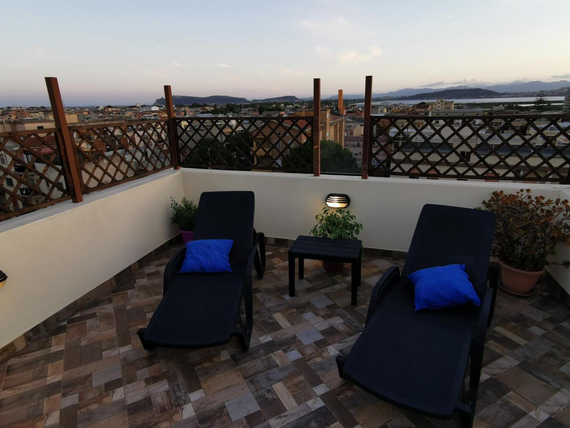 Апартаменты Sardegna Relax Куарту-Сант'Элена Экстерьер фото
